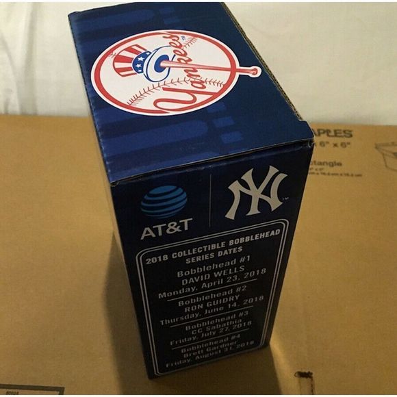 M NEW YORK YANKEES BRETT GARDNER BOBBLEHEAD SGA 8/31/2018 NIB - Picture 4 of 12